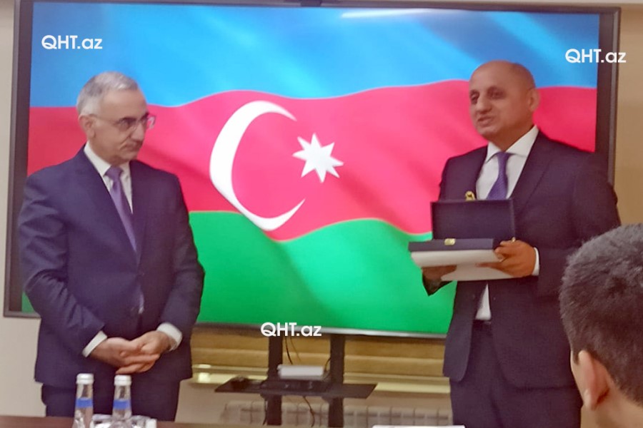 Prezident Əliməmməd Nuriyevi təltif etdi - FOTO