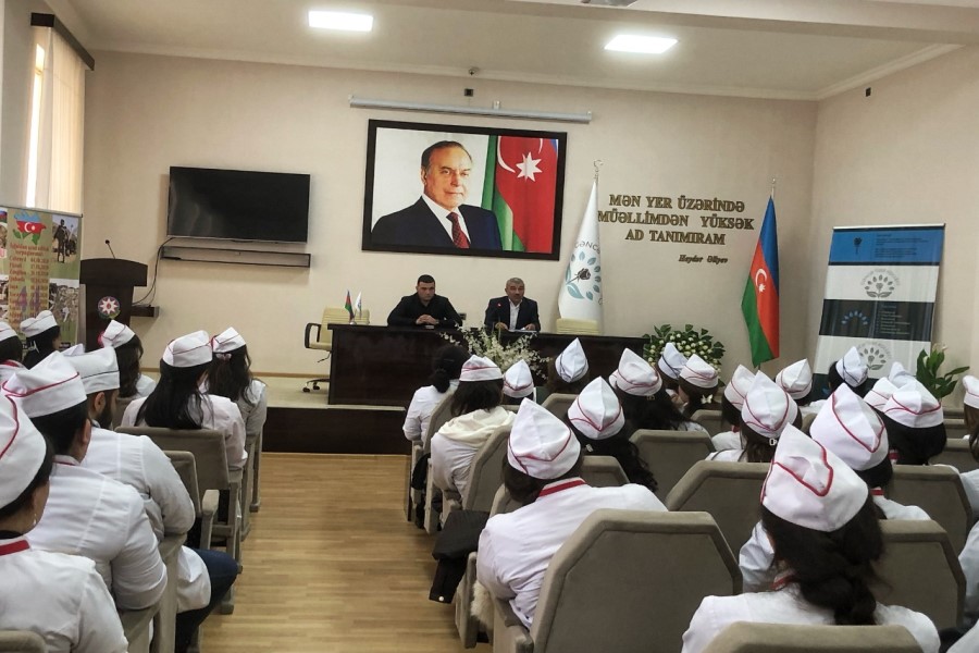 "Sağlam həyat, sağlam gələcək" layihəsinin növbəti tədbiri Gəncə Tibb Kollecində reallaşıb