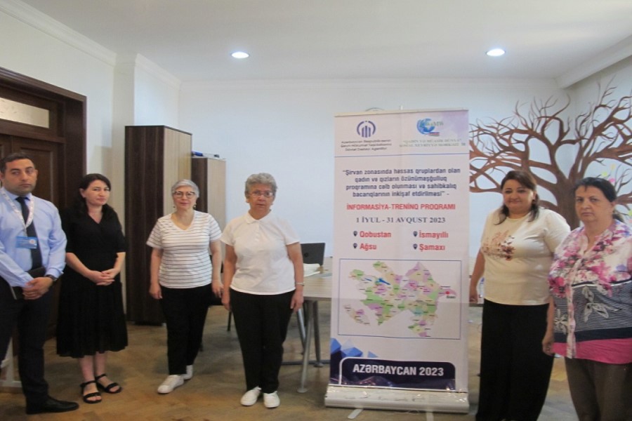 Həssas qruplardan olan qadınlar özünüməşğulluq proqramına cəlb olunur - FOTOLAR