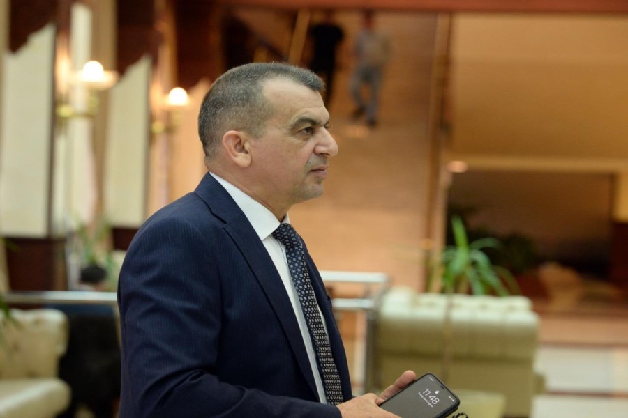Prezidentdən açıq mesaj: Ya xidmət, ya get