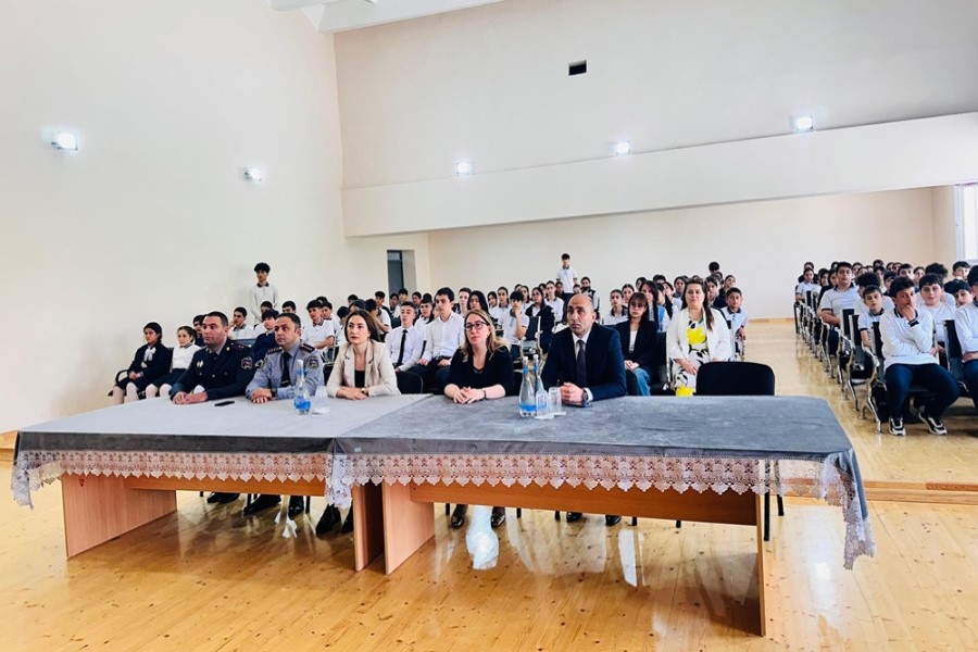 "Nişanları tanı, güvənlə hərəkət et" adlı tədbir keçirilib - FOTOLAR