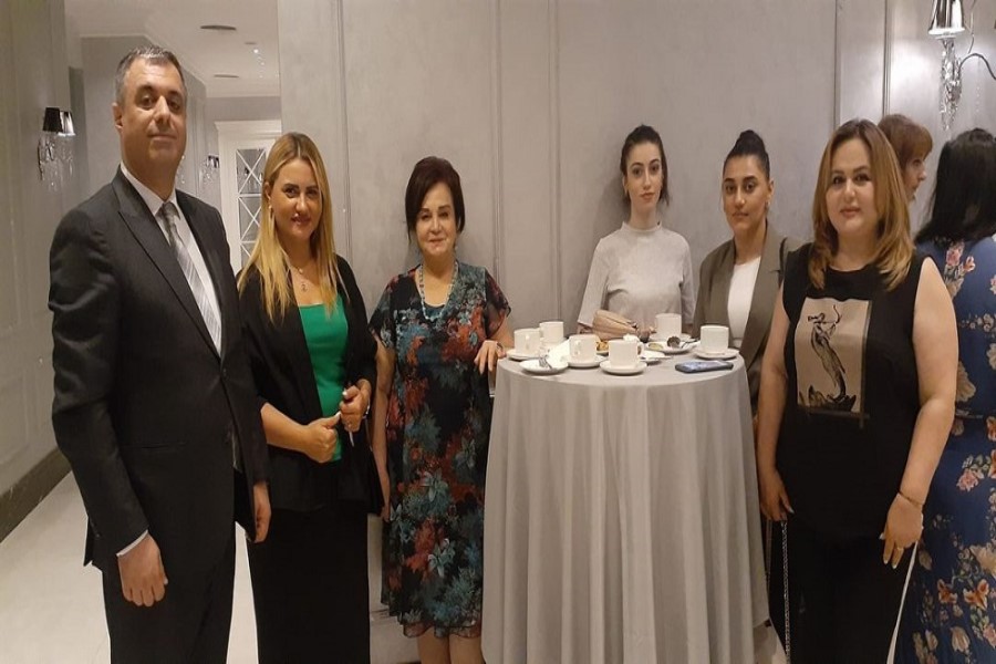 "Sahibkar və işçi qüvvəsində olan qadınların dəstəklənməsi" mövzusunda tədbir...