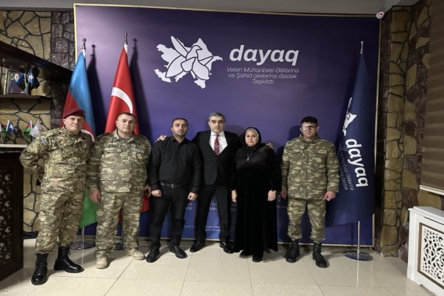 100-ə yaxın şəhid ailəsinə və qaziyə bayram sovqatları verilib