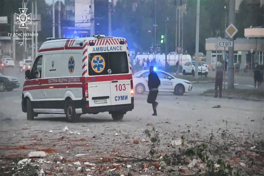 Rusiya Ukraynanın Sumı şəhərinə zərbə endirib, ölənlər var