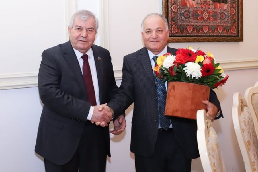 QHT sədrinin 60 illik yubileyi: GÖRÜBƏN GƏLİRƏM MƏN BU DÜNYANI