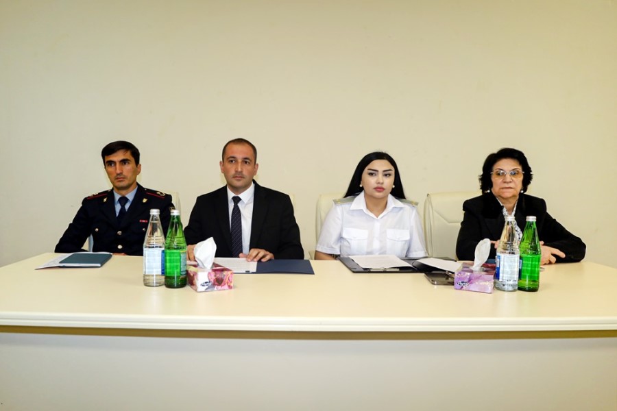 Erkən nikah hallarının qarşısının alınması mövzusunda İsmayıllıda maarifləndirmə tədbiri keçirilib - FOTOLAR