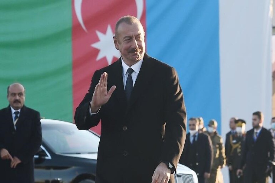 Prezident Astana toplantısına belə gəldi - Video