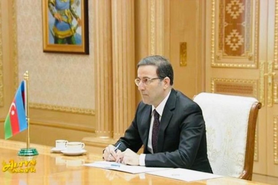 Azərbaycan səfiri etimadnaməsini Türkmənistan Prezidentinə təqdim edib