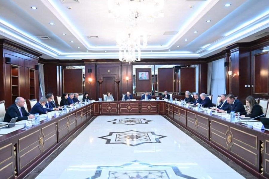 Əmək və sosial siyasət komitəsinin iclasında