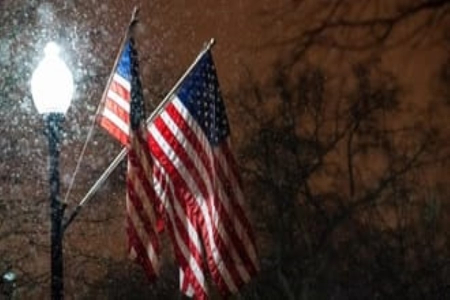 Washington Post: Federal tənzimləyici Amerika bankı First Republic-i həbs etdi