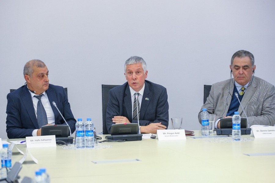 “Minalar Əleyhinə Azərbaycan Kampaniyası” ictimai birliyi Dəyirmi Masa təşkil edib - FOTOLAR