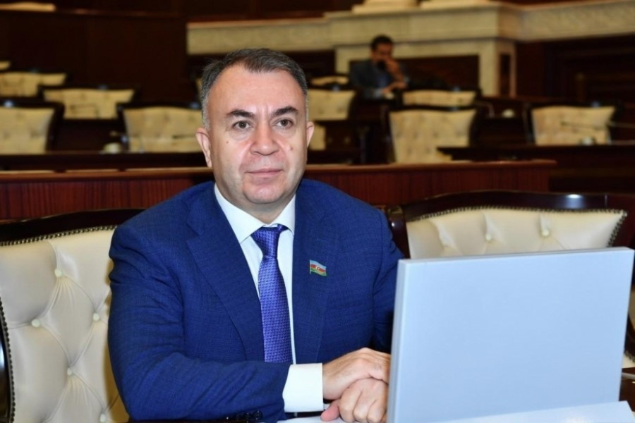 Sadiq Qurbanov: “Hüquqi dövlətin birinci atributu Konstitusiyanın aliliyini təmin etməkdir”