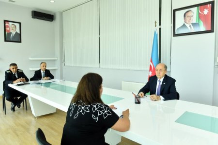 Ədliyyə naziri Qazax rayonunda vətəndaşları qəbul edib