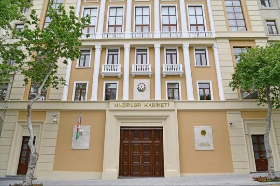 Hərbi qulluqçuların maaşları ilə bağlı yeni qərar