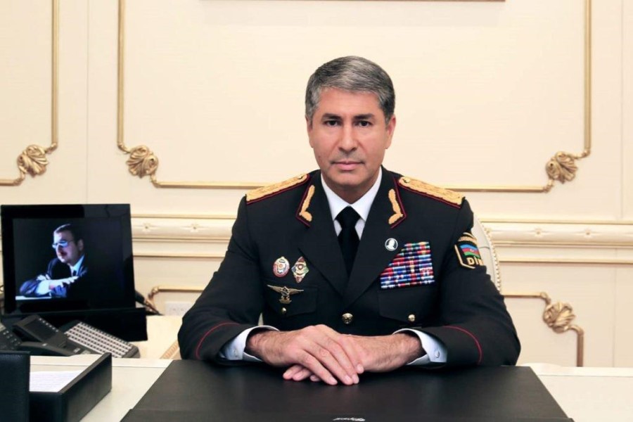 Eyvazov DYP rəisini işdən çıxardı