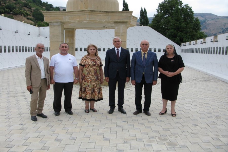 Yardımlı rayonunda müharibə əlilləri və şəhid ailələri ilə görüş keçirdi - FOTOLAR
