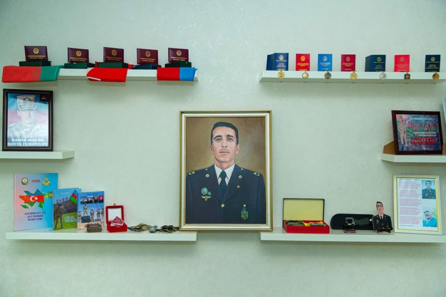 Nazir müavini Hidayət Abdullayev şəhid Natiq İsmayılovun ailəsini ziyarət edib