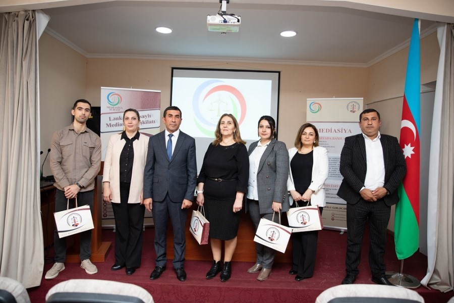 Mediasiya Şurası Sosial ve Aqrar Texnoloji Kollecinin tələbələri ilə görüş keçirilib - FOTOLAR
