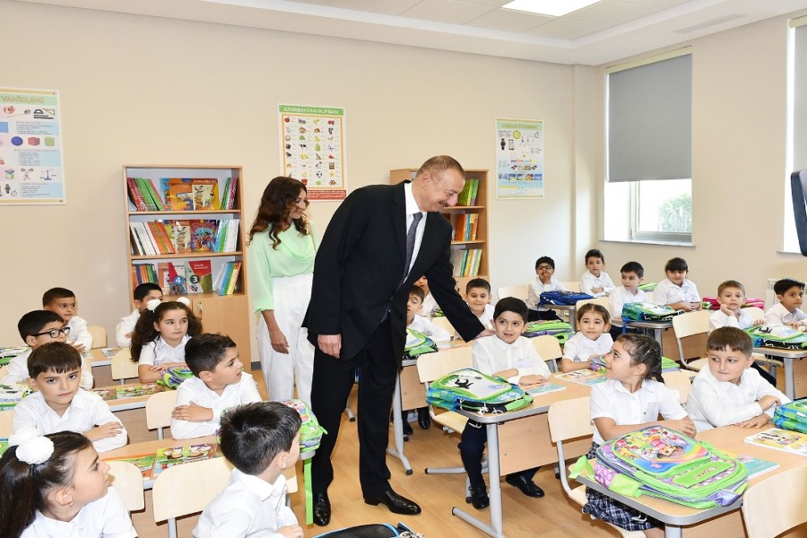 Yeni dərs ilində valideyn, şagird və müəllimləri hansı yeniliklər gözləyir? AÇIQLAMA