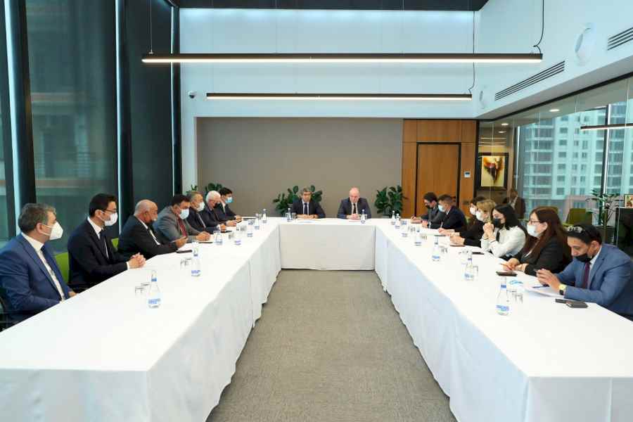 İctimai şura üzvləri ilə postmüharibə dövrünün sosial dəstək tədbirləri, aparılan islahatlar müzakirə olunub - FOTOLAR