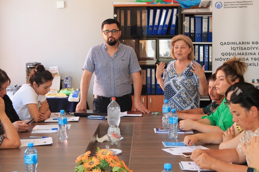 Rəqəmsal bacarıqlar üzrə təlim keçirilib - FOTO