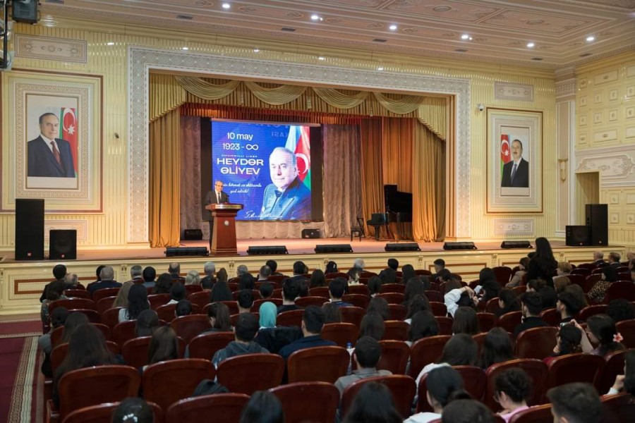 Bakı Dövlət Universitetində Ulu öndər Heydər Əliyevin 101 illiyinə həsr olunmuş tədbir keçirilib