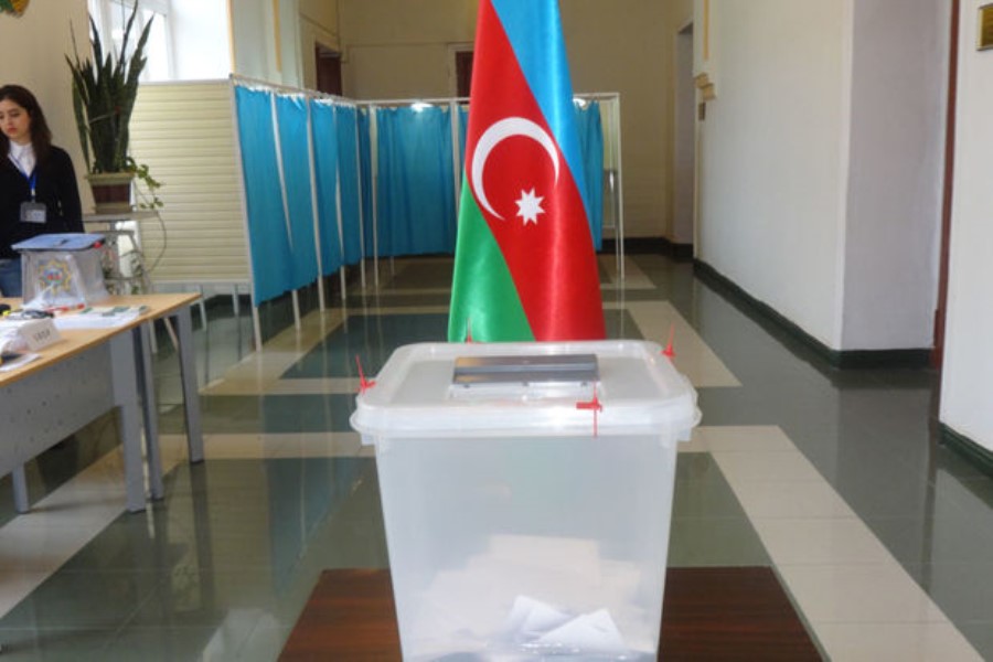 Kimlər prezidentliyə namizədliyini irəli sürə bilərlər? - Konstitusiyadan çıxarış