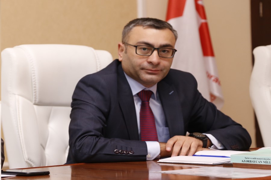 Siyasətçilərin dövlət qarşısında öhdəlikləri - Siyasi şərhçidən