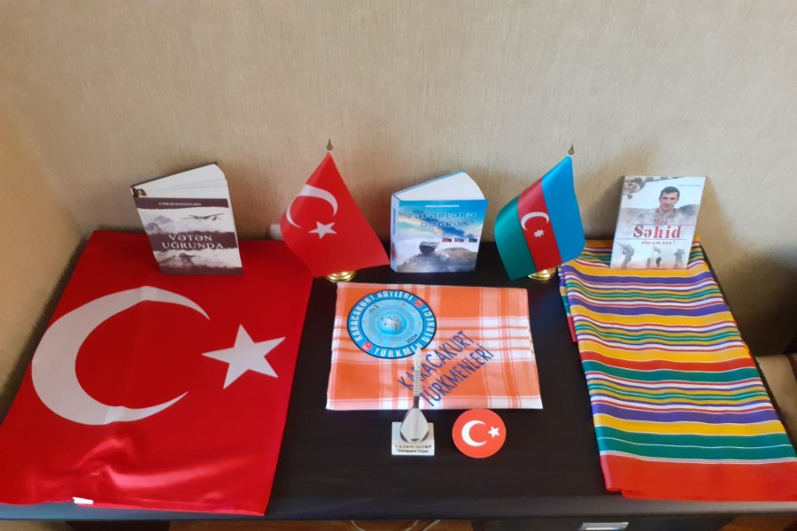Yazar Etibar Həsənzadə Türkmən dərnəyi tərəfindən təltif olundu - FOTOLAR