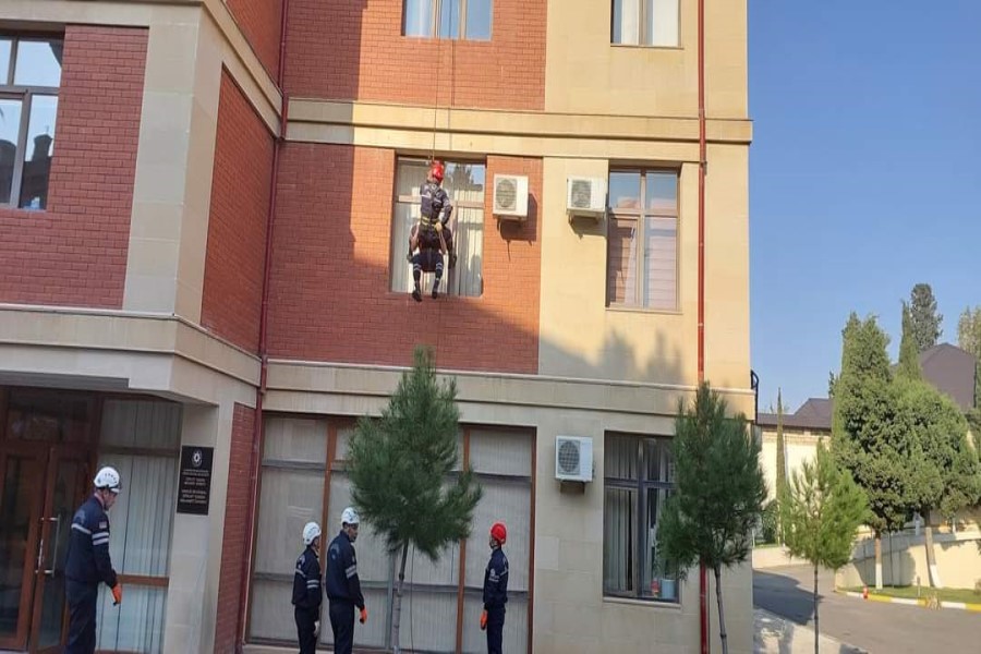 FHN-in Gəncə Regional Mərkəzində “Məktəblinin dostu” layihəsinin iştirakçıları üçün maarifləndirmə tədbiri keçirilib