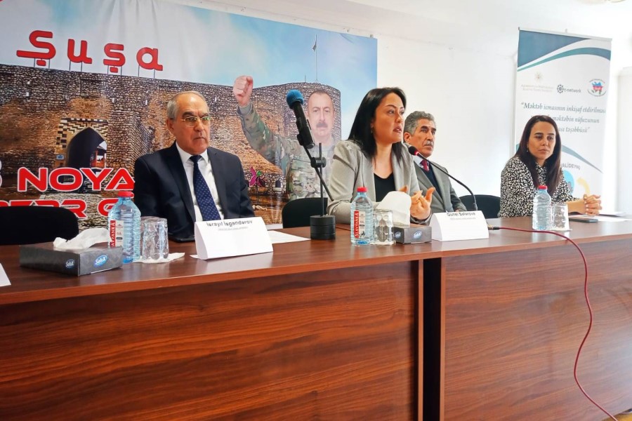 “Məktəb icmasının inkişaf etdirilməsi vasitəsilə məktəbin nüfuzunun artırılması təşəbbüsü” layihəsinin təqdimatı keçirilib - FOTO