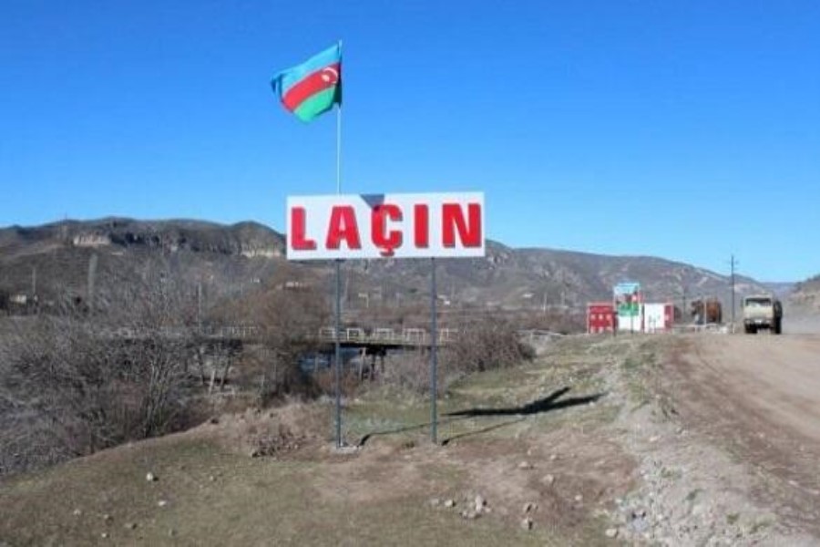 Laçında yük maşınları toqquşdu: ölən var