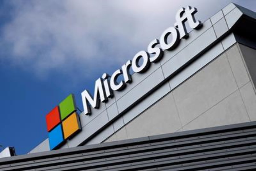 Microsoft daha bir texnoloji nəhəngi keçərək dünyanın ən dəyərli şirkəti oldu