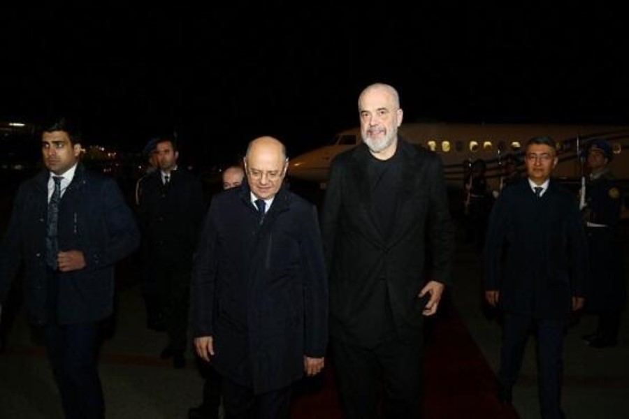Edi Rama Azərbaycana gəldi