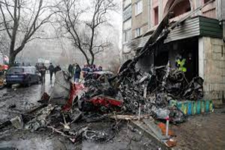 Ukraynada helikopterin qəzaya uğradığı ərazidə hadisə yerinin təhqiqatı davam edir - ÖZƏL