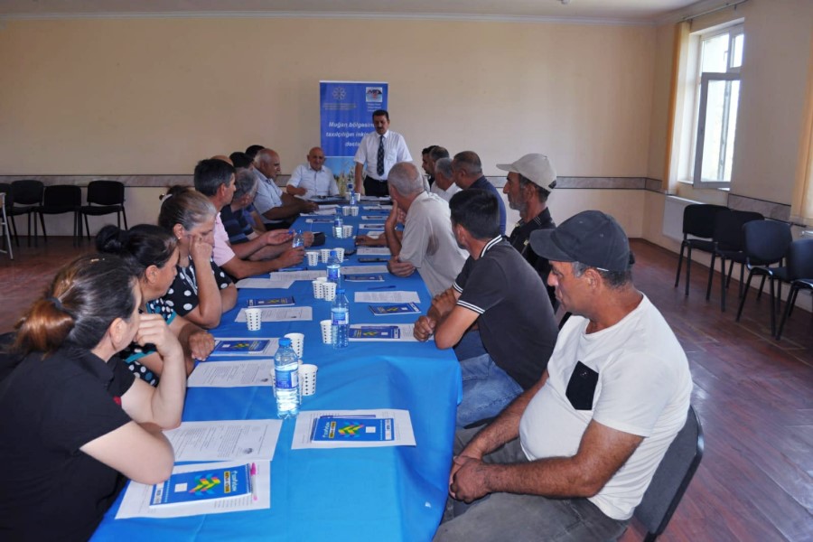 “Muğan Düzü” Sosial İnkişaf İctimai Birliyi layihə çərçivəsində Saatlıda seminar keçirib - FOTOLAR
