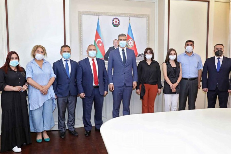 Dövlət Miqrasiya Xidmətinin rəisi İctimai Şuranın yeni tərkibi ilə görüşüb