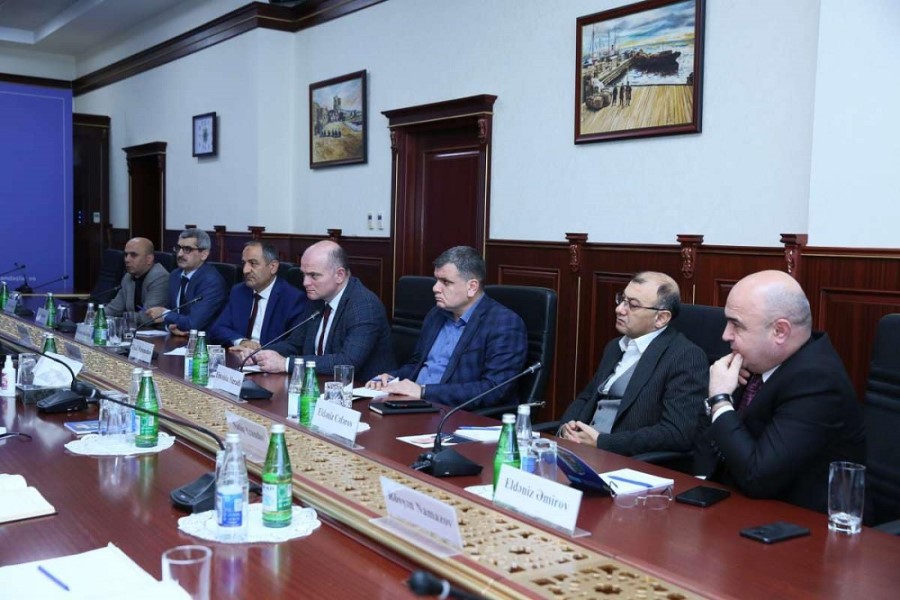 Dövlət Gömrük Komitəsində iqtisadçılar və ekspertlərlə görüş keçirilib - FOTOLAR
