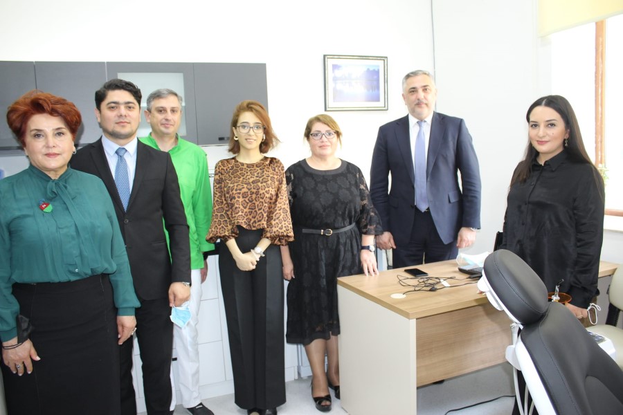 QHT Hemofiliya və digər qan xəstəliklərindən əziyyət çəkən pasientlərin stomatoloji müalicəsinə dəstək olur - FOTOLAR