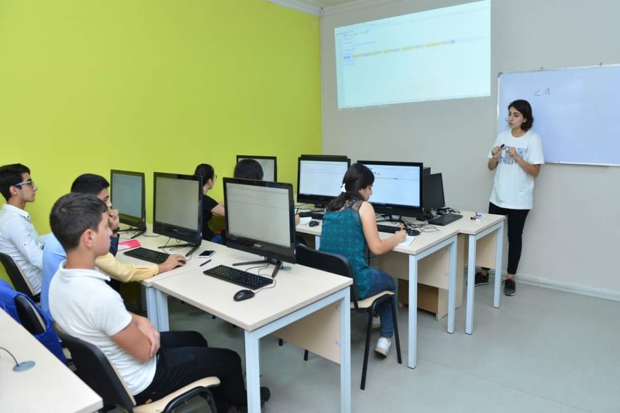 Orta ixtisas təhsili müəssisələrinə qəbul olunanlar üçün qeydiyyat başlayır