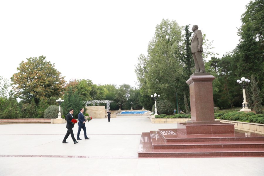 Nazir Fərid Əhmədov Şamaxıda vətəndaşları qəbul edib