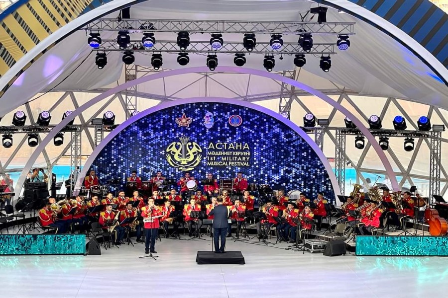 Astanada beynəlxalq hərbi-musiqi festivalının açılış mərasimi keçirilib