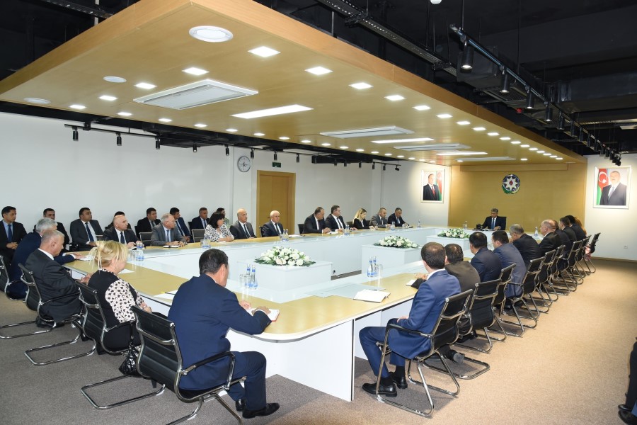 İnam Kərimovun tövsiyələri məhkəmə hakimlərinin diqqətinə çatdırıldı