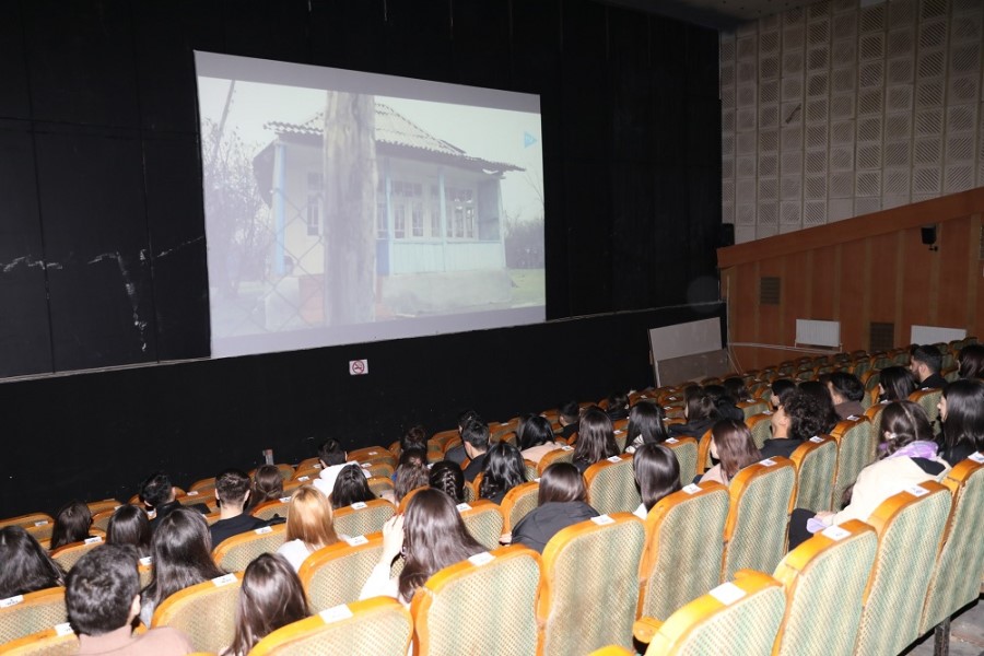 Xocalı soyqırımı ilə bağlı film nümayişləri təşkil edilib - FOTOLAR
