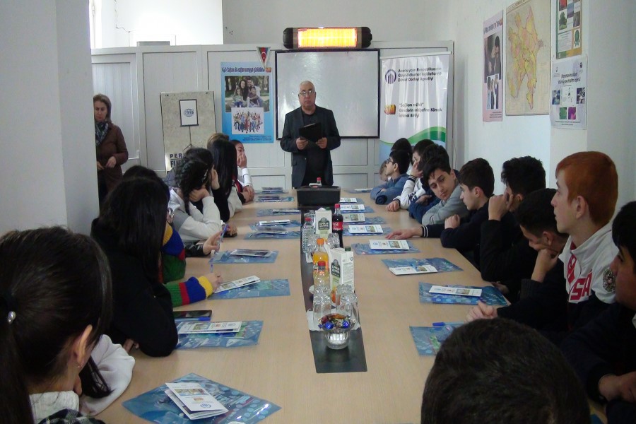 “Sağlam ailə - sağlam cəmiyyət” adlı layihə çərçivəsində seminar təşkil edilib
