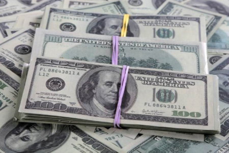 Tələbə ilk dəfə lotereya oynadı və 40 min dollarlıq cekpot qazandı