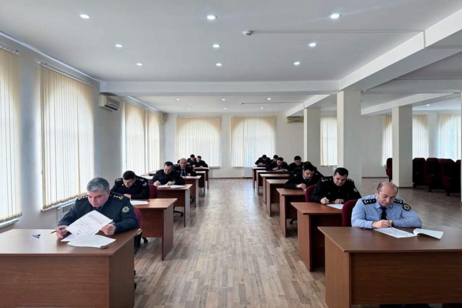 GÖMRÜK SİSTEMİNDƏ TƏTBİQ EDİLƏN YENİLİKLƏRLƏ BAĞLI GÖMRÜK ƏMƏKDAŞLARININ BİLİK SƏVİYYƏLƏRİ ÖYRƏNİLİB