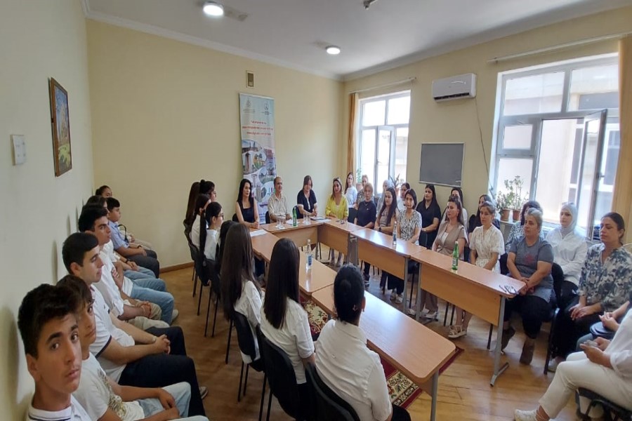 "Azərbaycan Valideyn- Müəllim Assosiasiyası" ictimai birliyi layihəsinin yekun tədbirini keçirib - FOTOLAR