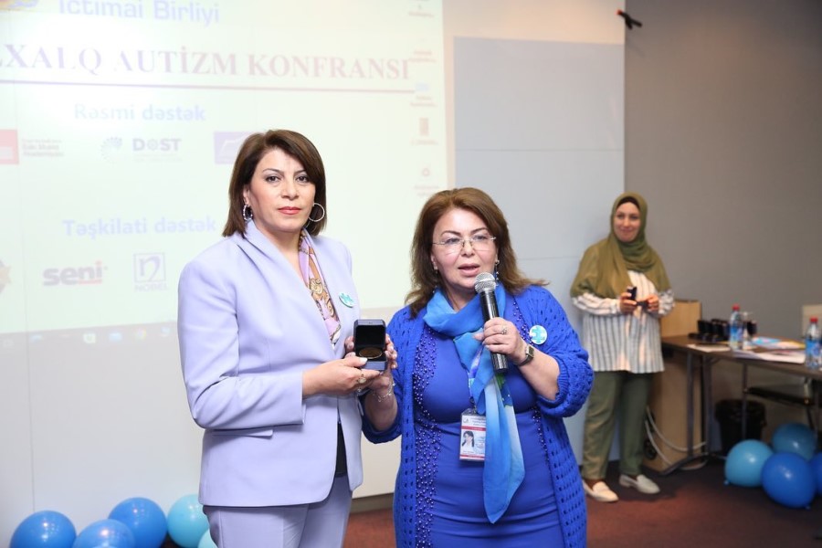 QHT sədri təltif edilib - FOTO