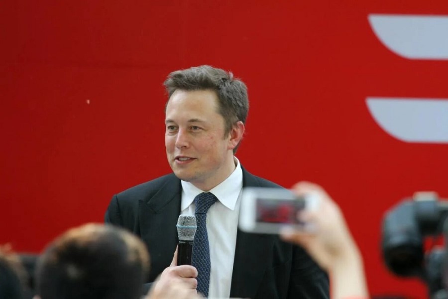 Elon Musk Avropada 1 nömrəli rəqəmsal düşmən oldu